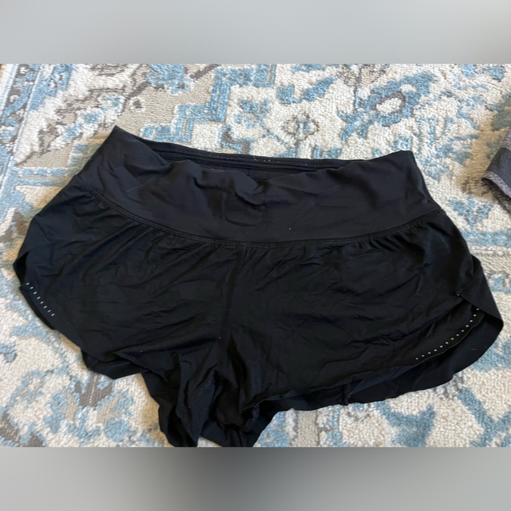 Black Lululemon shorts